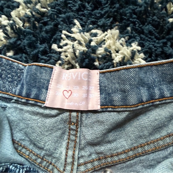 Revice MATCHMAKER SHORTS / LOVE AT FIRST SIGHT button fly denim jorts - Picture 3 of 10